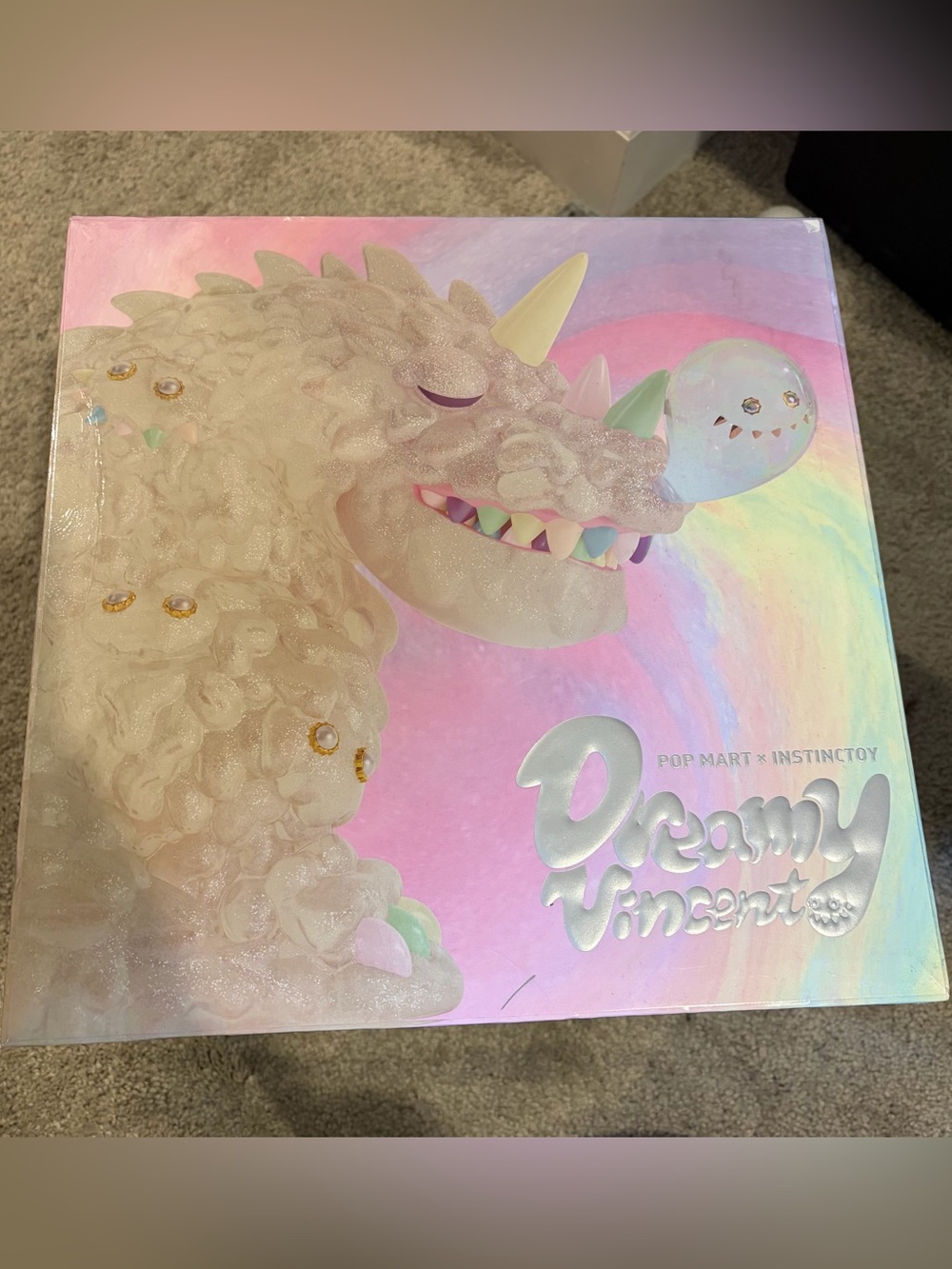 Pop Mart x Instinctoy Dreamy Vincent Aurora Glitter Figurine